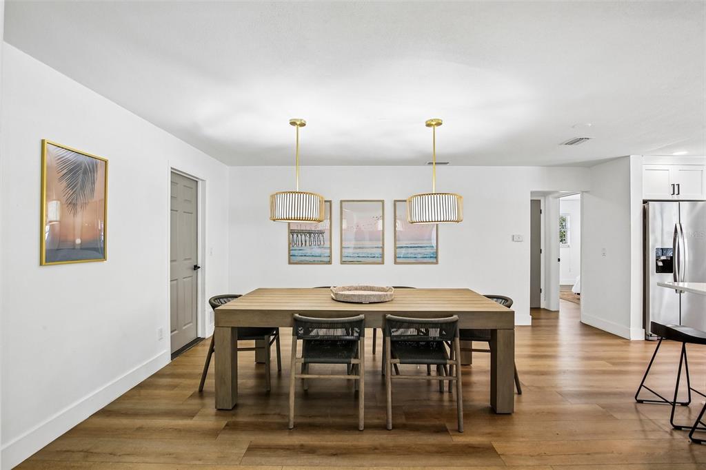 9622 Oakhurst Road Seminole, FL 33776 - Photo 14 of 56 Gallery Image 14
