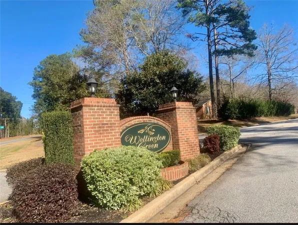 $285,000 | 113 Runnymeade Court, Greenwood, SC 29649