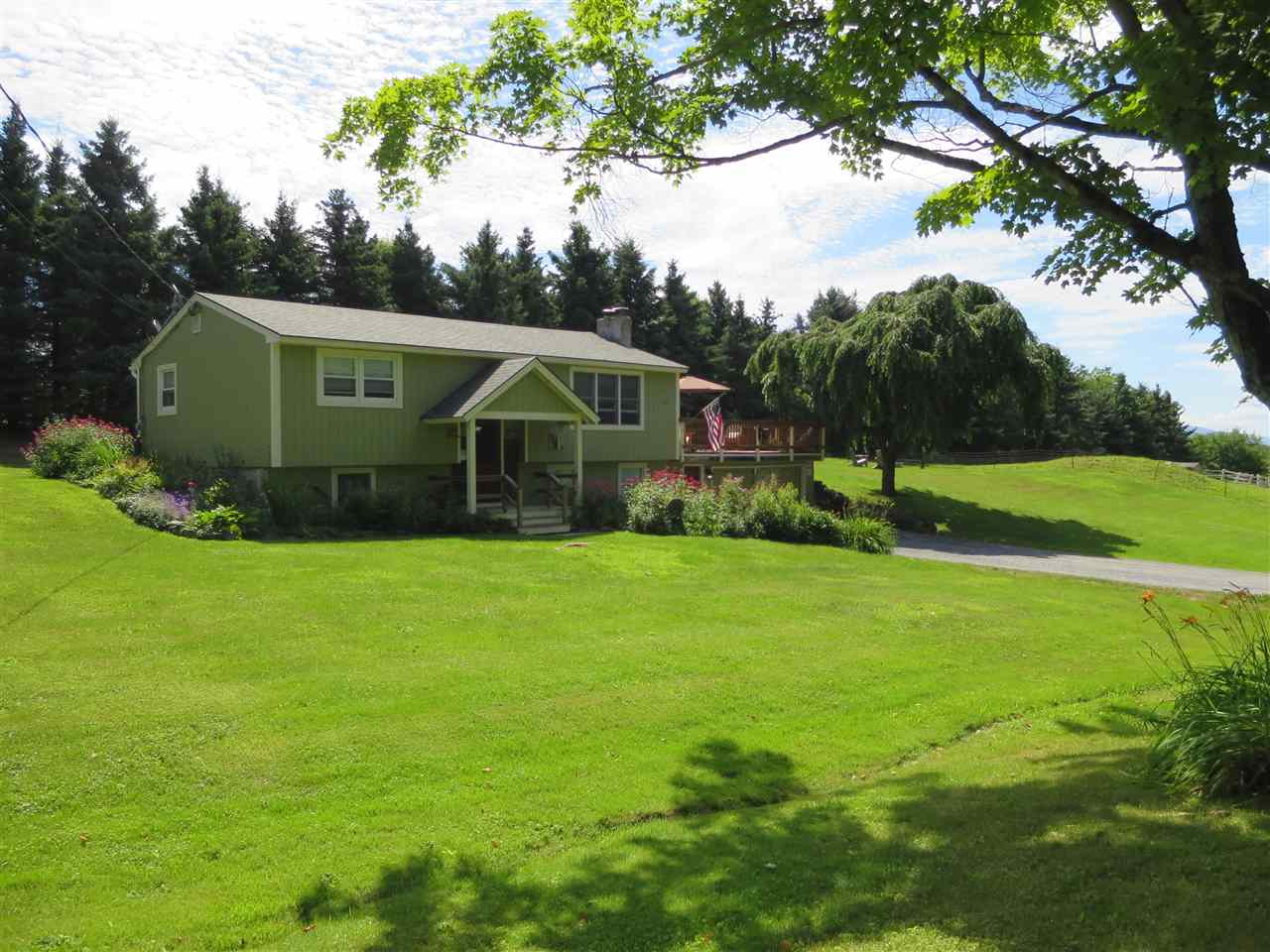 368 Bennett Hill Road Shaftsbury, VT 05262 - Photo 1 of 34 Gallery Image 1