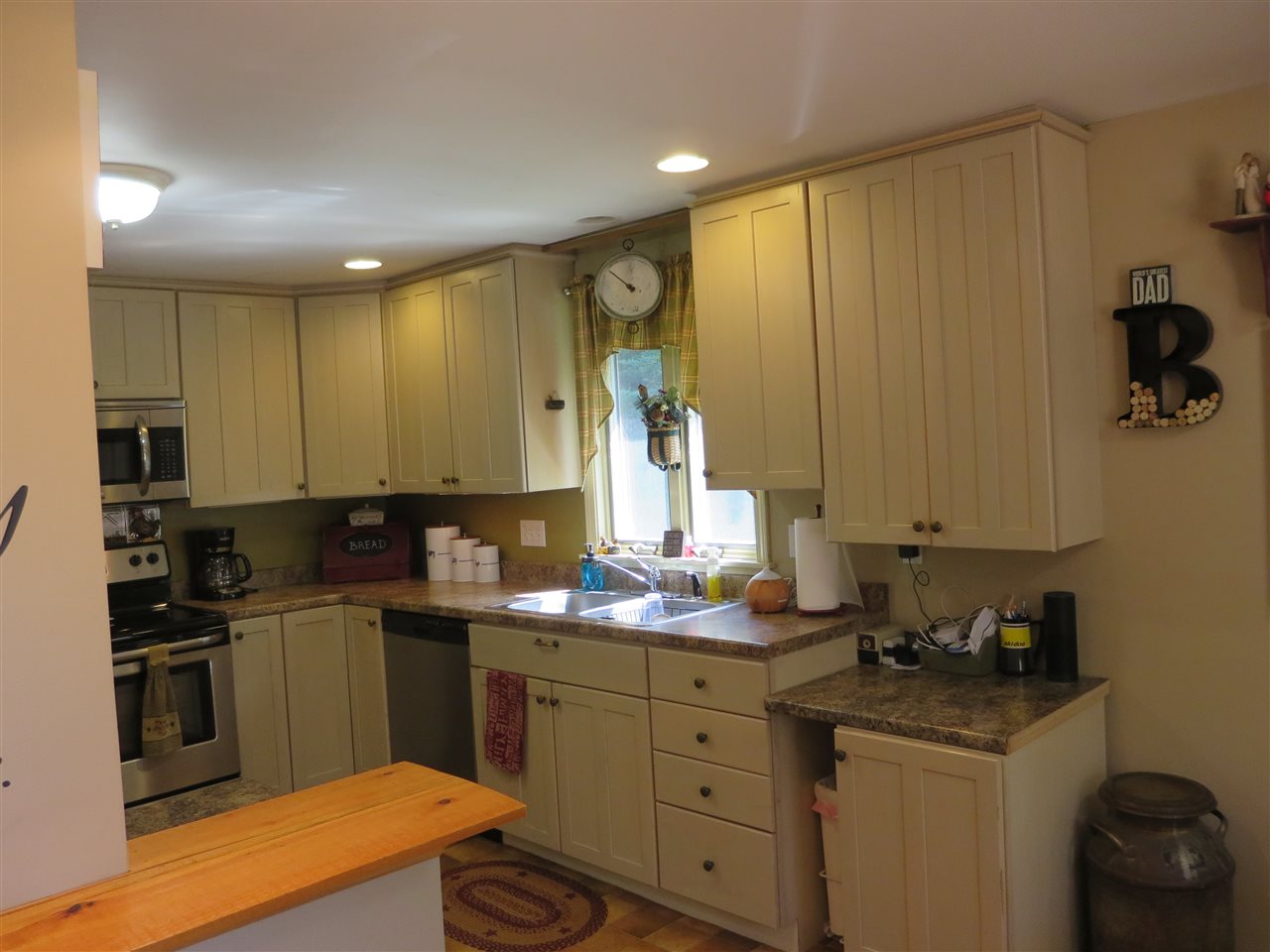 368 Bennett Hill Road Shaftsbury, VT 05262 - Photo 5 of 34 Gallery Image 5