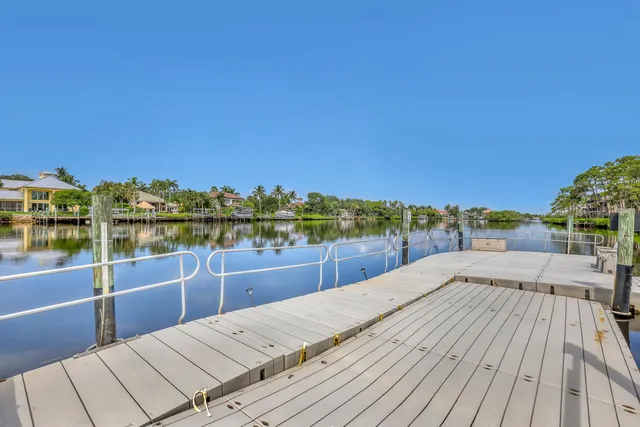 $239,000 | 18390 Southeast Wood Haven Lane, Unit E, Jupiter, FL 33469