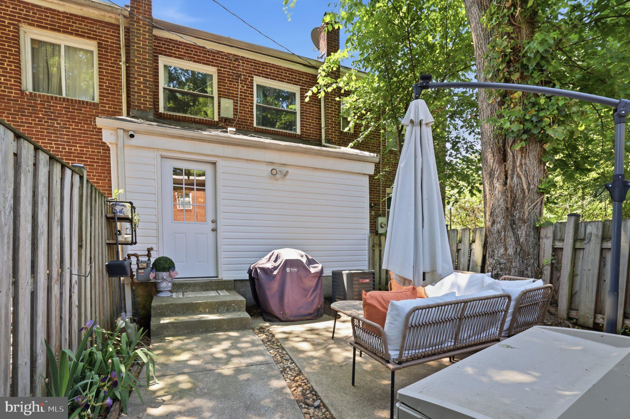 49 West Reed Avenue Alexandria, VA 22305 - Photo 7 of 29 Charming backyard retreat awaits you.