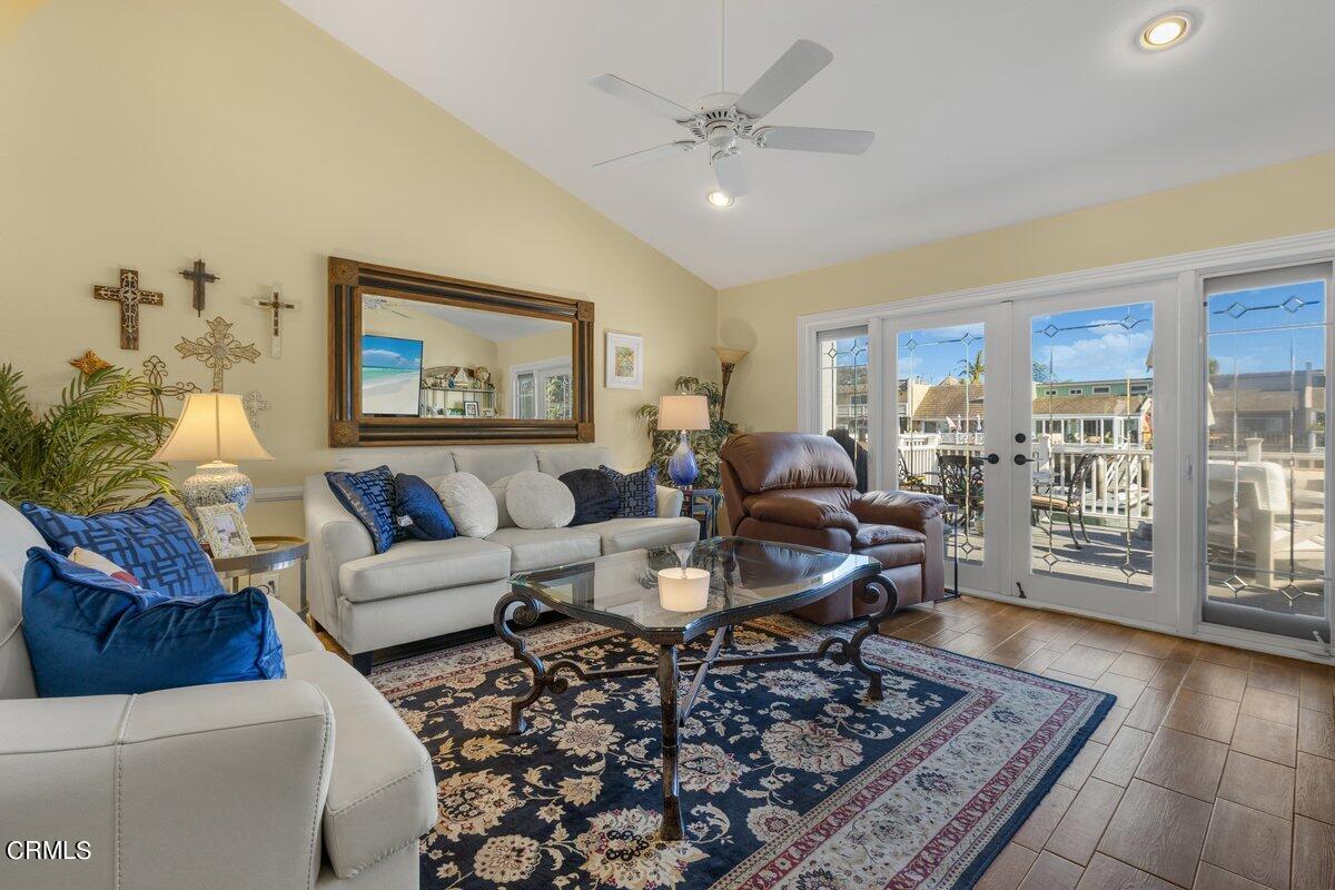 4620 Falkirk Bay Oxnard, CA 93035 - Photo 4 of 24 a living room with furniture and wooden floor