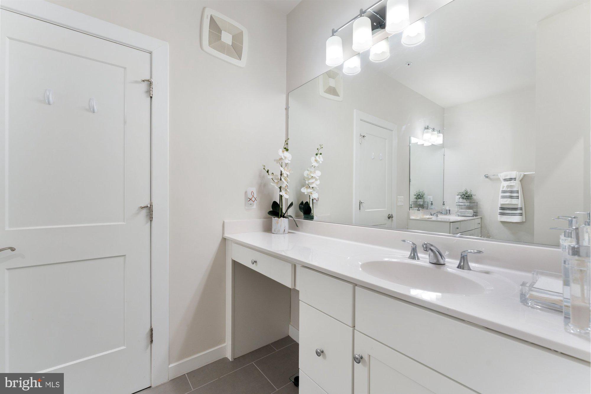 4033 Legato Road, Unit 90 Fairfax, VA 22033 - Photo 35 of 65 Gallery Image 35