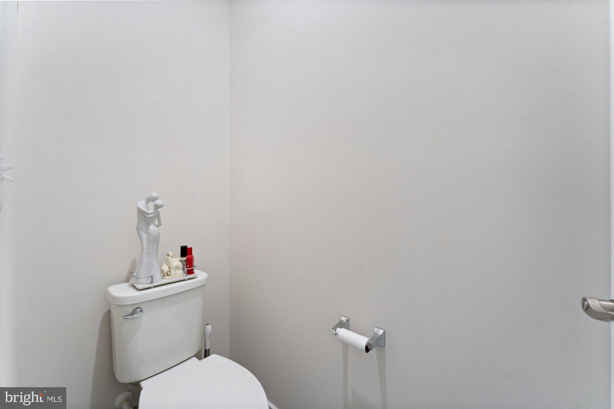 4033 Legato Road, Unit 90 Fairfax, VA 22033 - Photo 36 of 65 Gallery Image 36