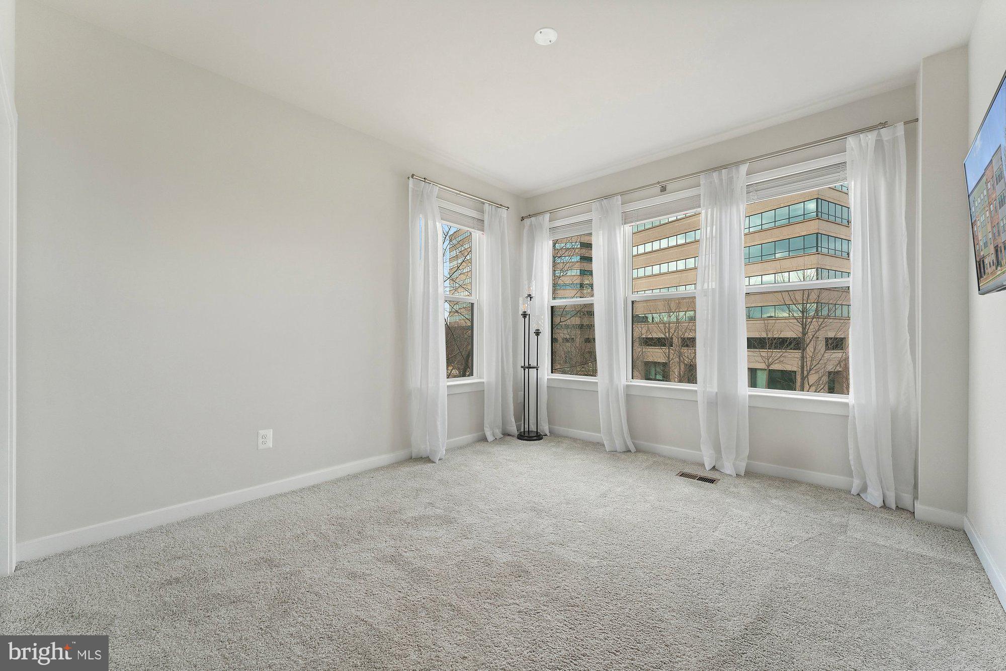 4033 Legato Road, Unit 90 Fairfax, VA 22033 - Photo 38 of 65 Gallery Image 38