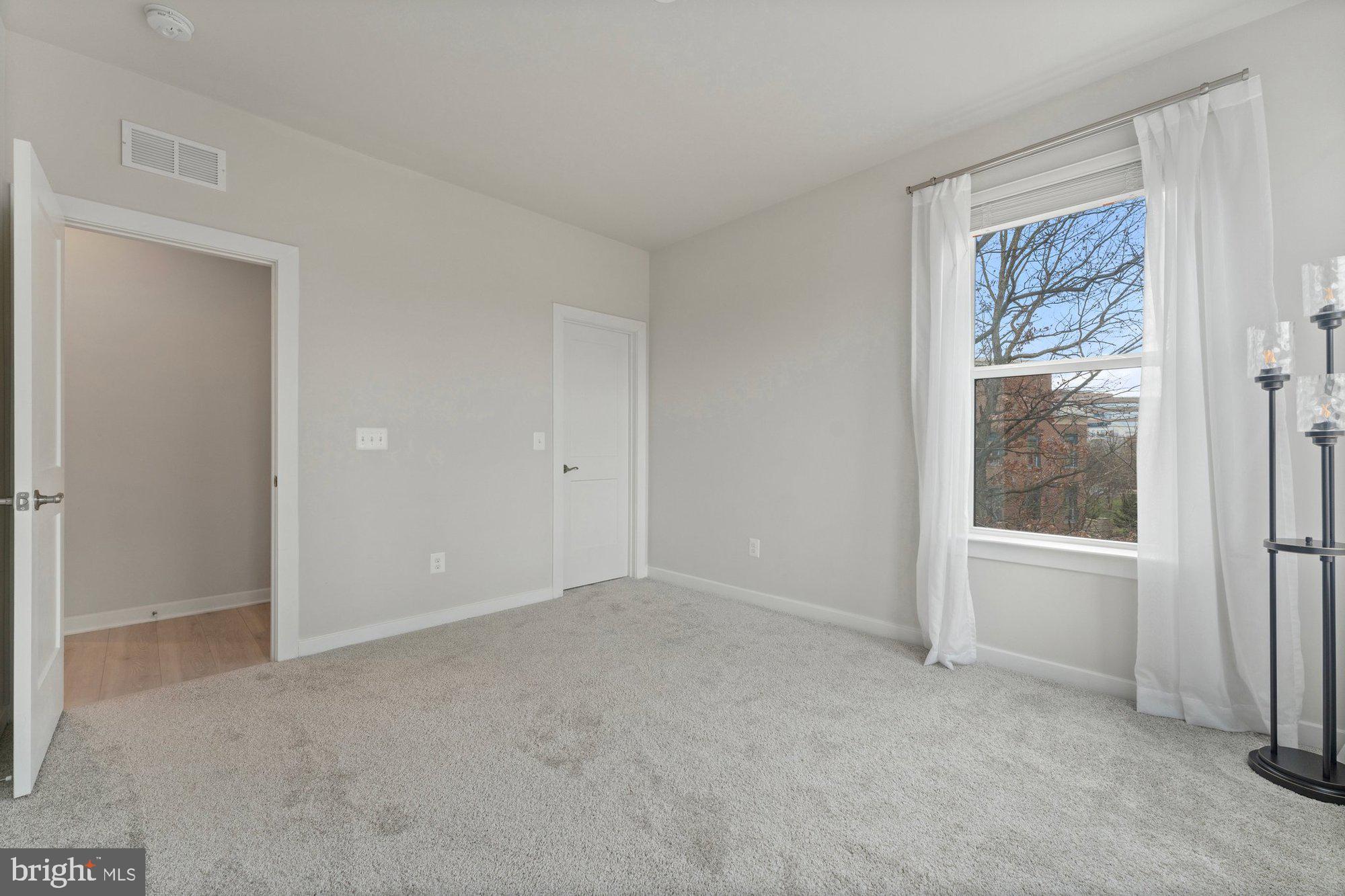 4033 Legato Road, Unit 90 Fairfax, VA 22033 - Photo 39 of 65 Gallery Image 39