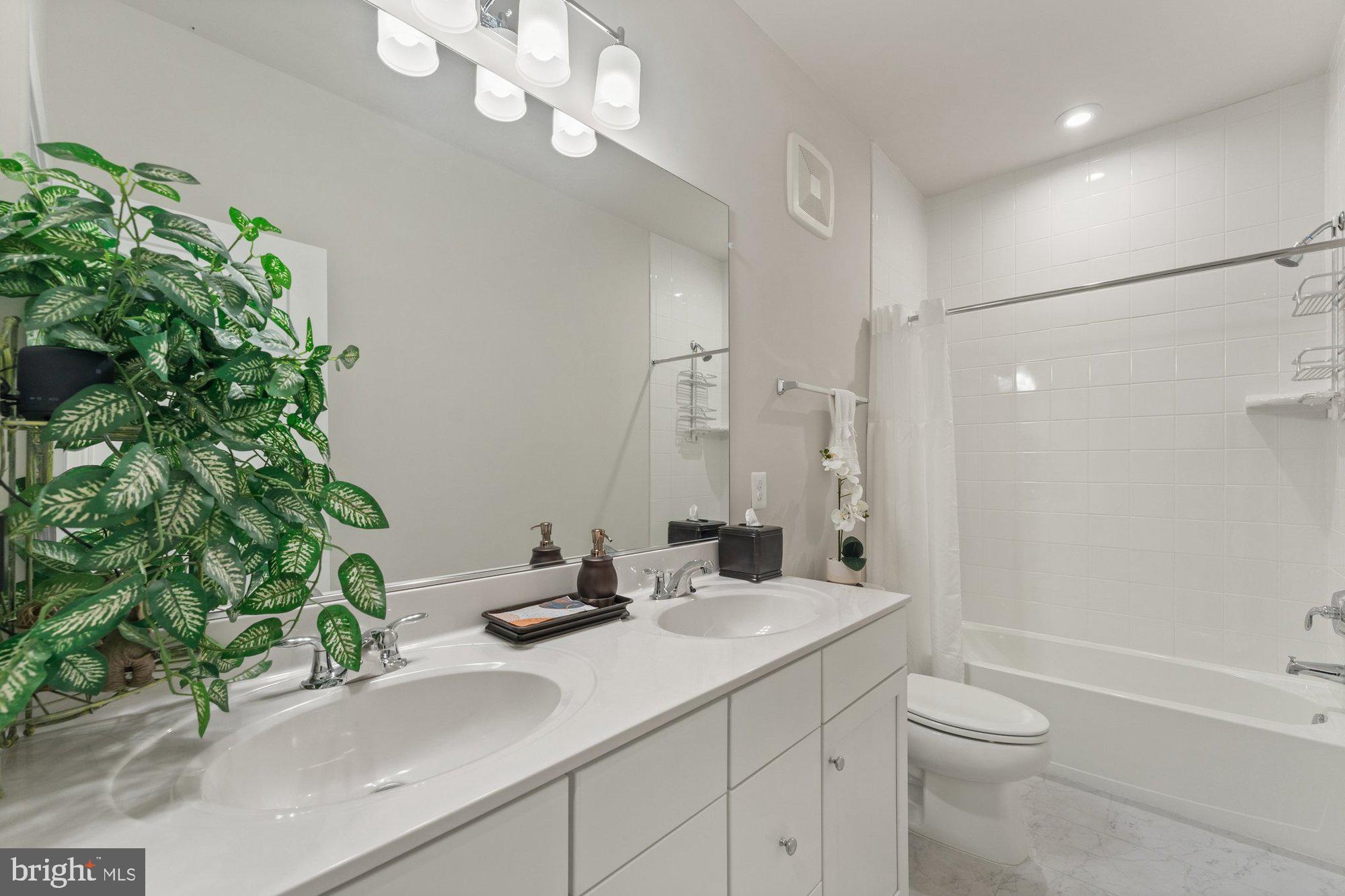4033 Legato Road, Unit 90 Fairfax, VA 22033 - Photo 43 of 65 Gallery Image 43