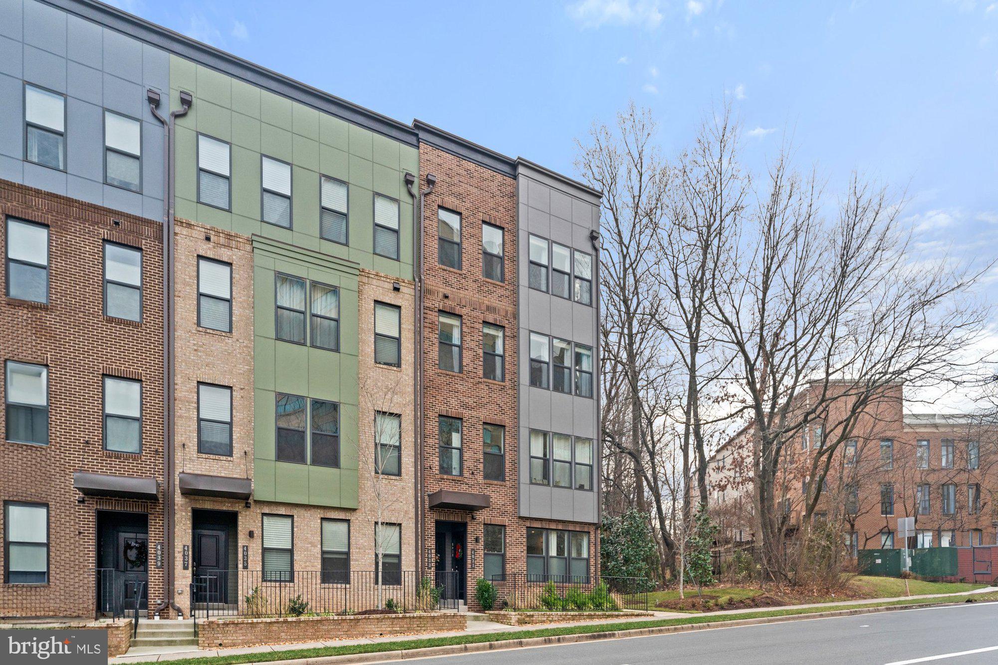 4033 Legato Road, Unit 90 Fairfax, VA 22033 - Photo 64 of 65 Gallery Image 64