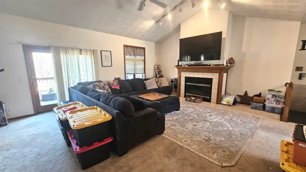 $515,000 | 720 Waveland Road, Janesville, WI 53548