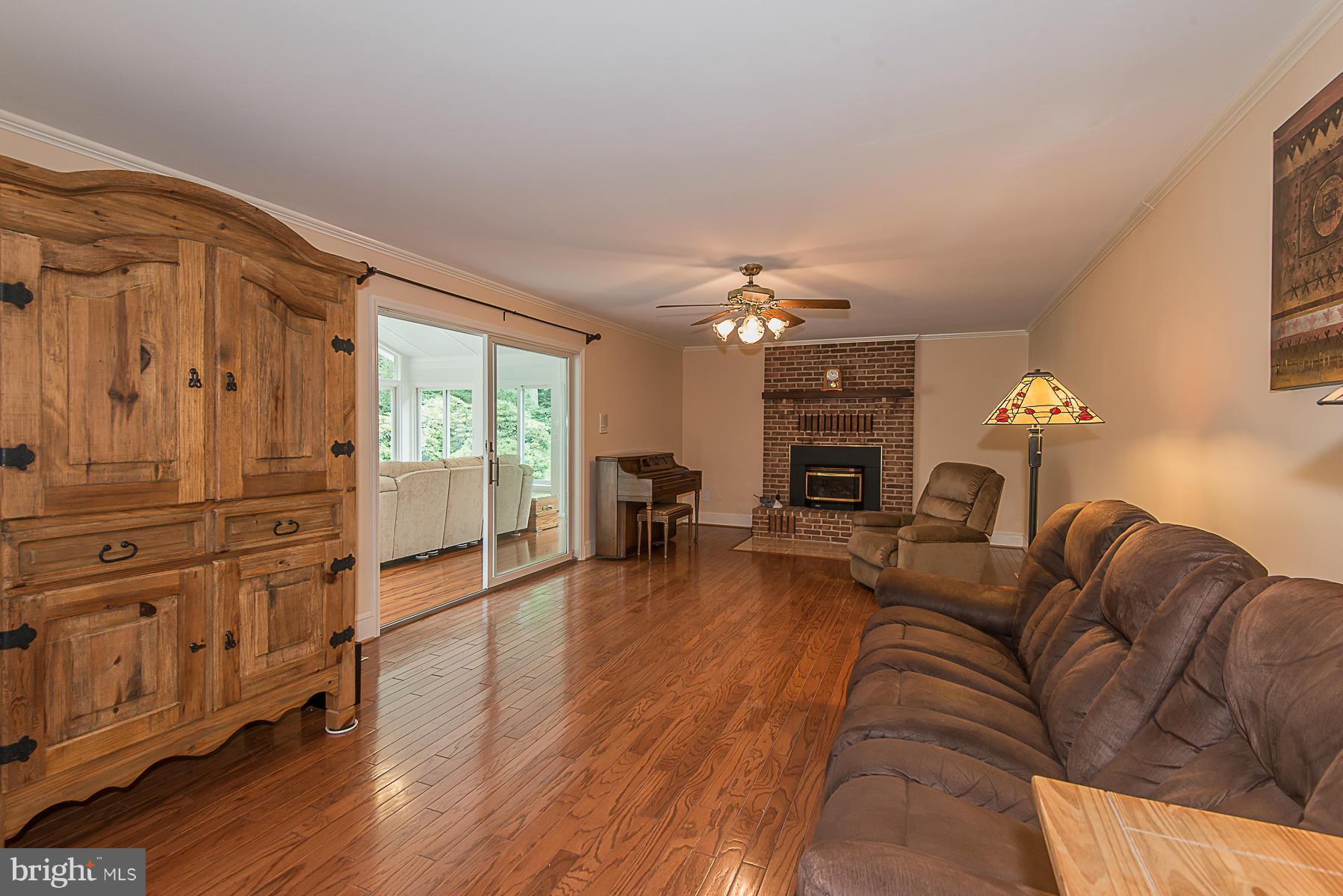 2523 Paper Mill Road Phoenix, MD 21131 - Photo 12 of 30 Family Room