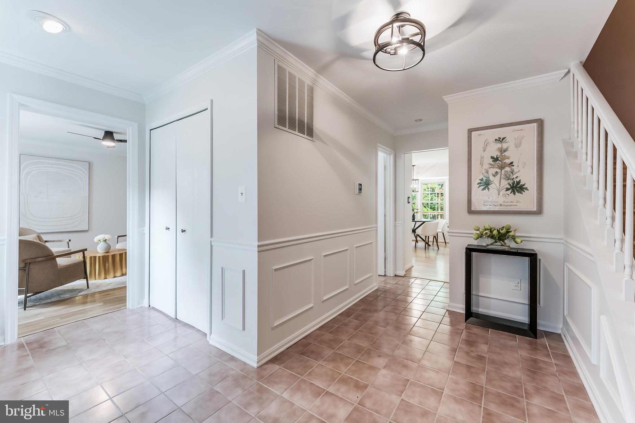 11488 Bingham Terrace Reston, VA 20191 - Photo 4 of 59