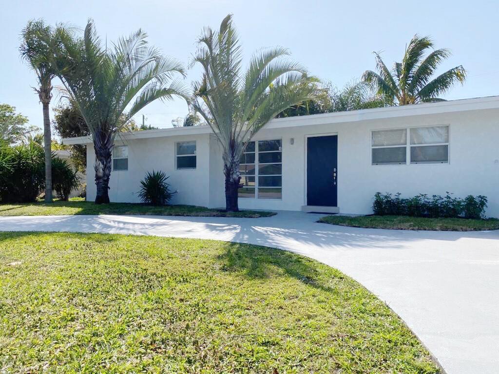 3501 Northeast 4th Avenue Boca Raton, FL 33431 - Photo 2 of 16 Facetune_30-04-2020-19-07-15
