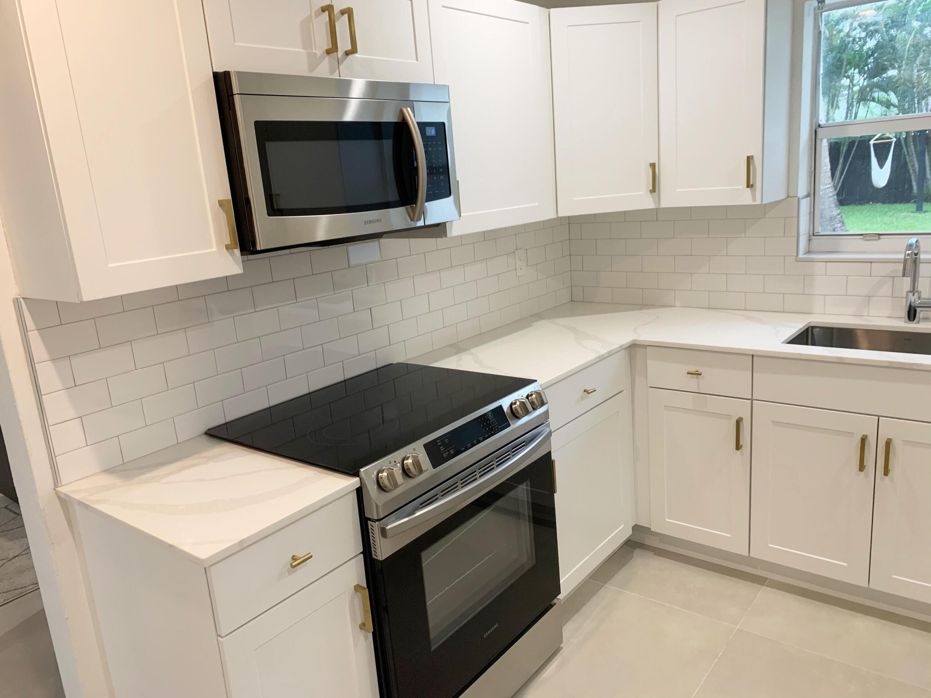 3501 Northeast 4th Avenue Boca Raton, FL 33431 - Photo 3 of 16 unnamed (14)