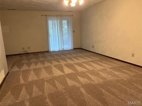 $165,000 | 6 Parkridge, Belleville, IL 62226