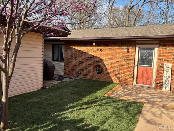 $165,000 | 6 Parkridge, Belleville, IL 62226
