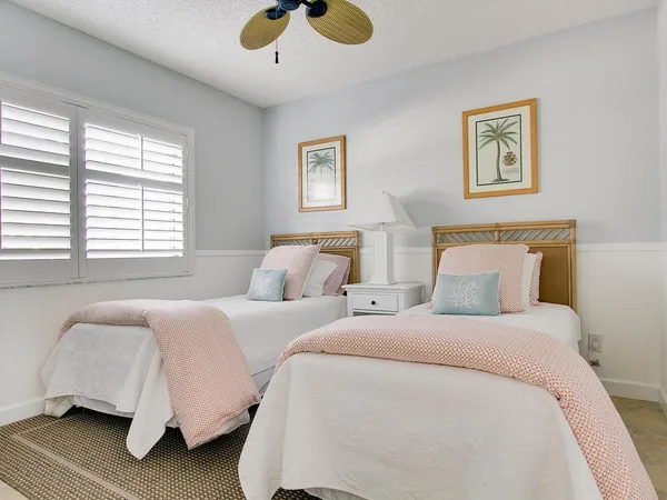 $4,100 | 2115 Windward Way, Unit 102, Vero Beach, FL 32963