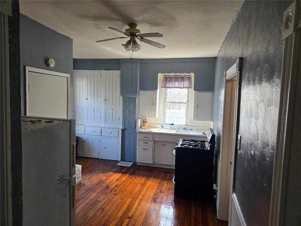 334 Maple Way Sharon, PA 16146 - Photo 17 of 18 Gallery Image 17