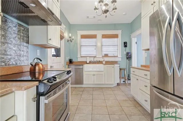 $2,600 | 709 East 48th Street, Savannah, GA 31405