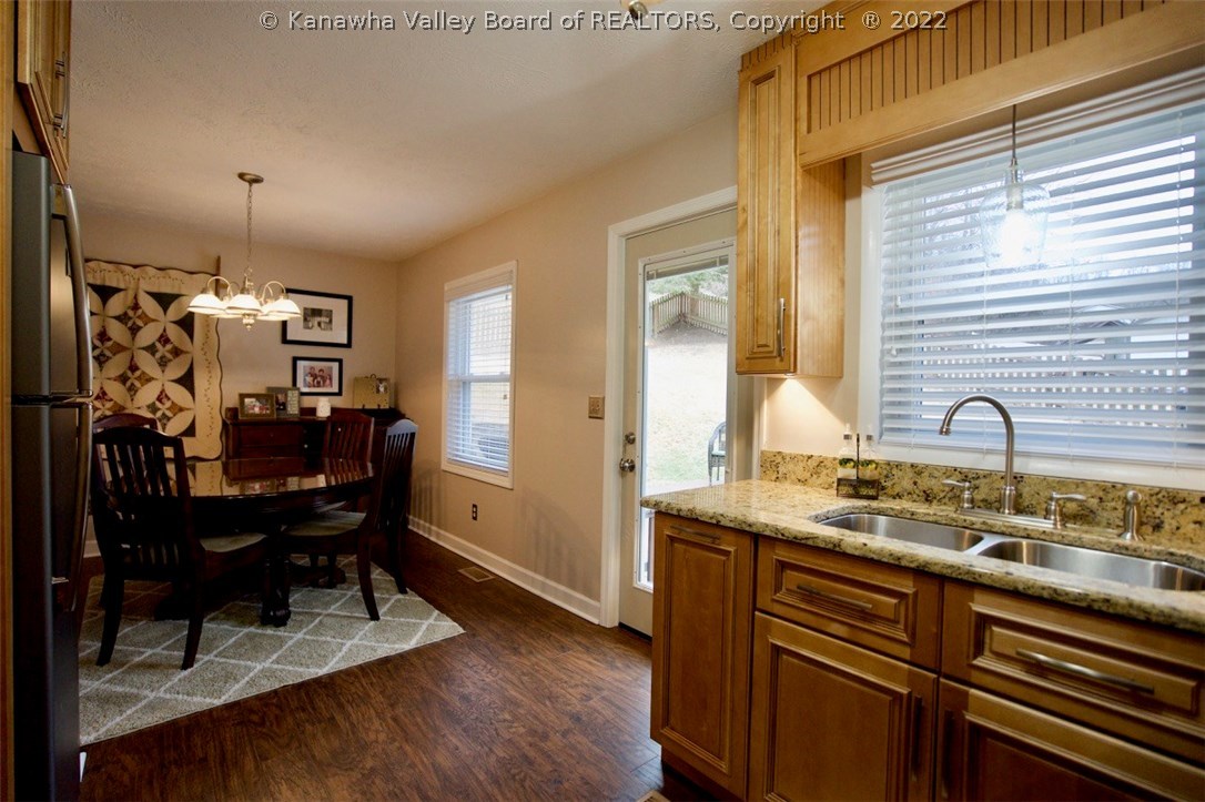 867 Dairy Road Poca, WV 25159 - Photo 10 of 30 Gallery Image 10