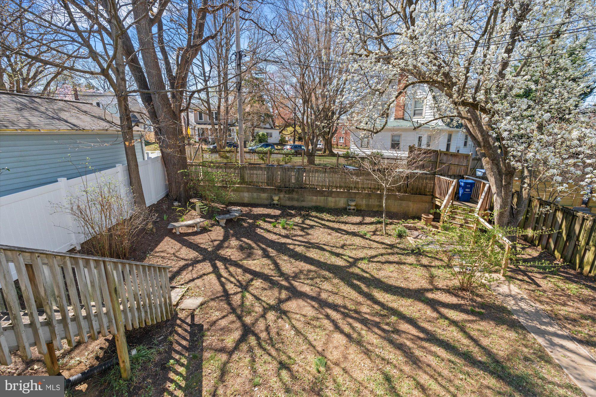 4304 River Road Northwest Washington, DC 20016 - Photo 32 of 33 Large back yard