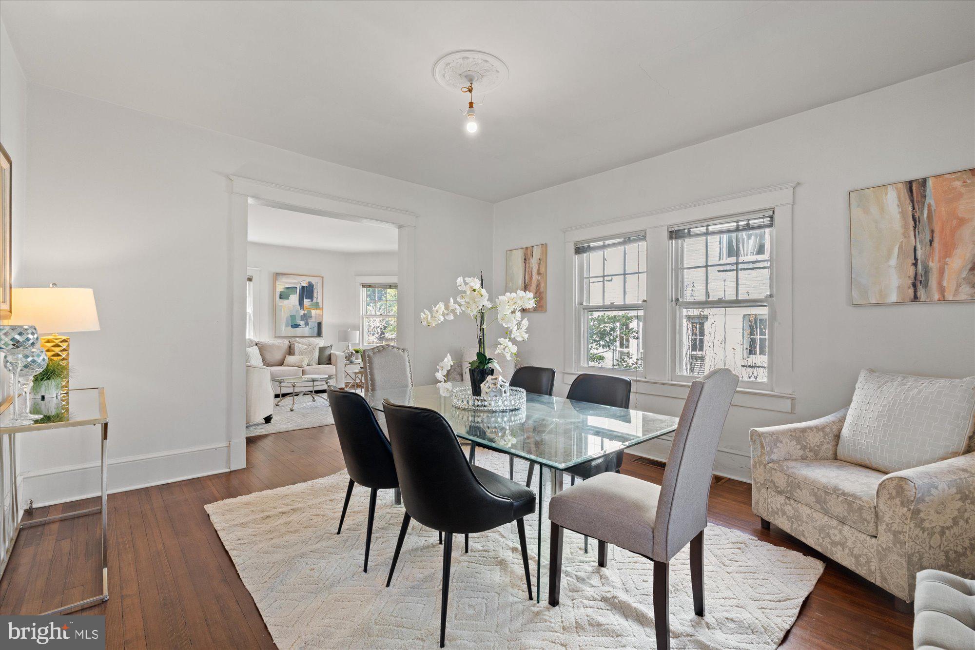 4304 River Road Northwest Washington, DC 20016 - Photo 8 of 33 Bright dining room