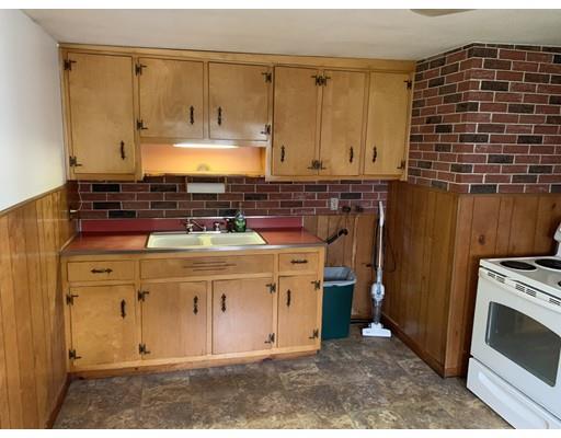 152 Vincent Street Springfield, MA 01129 - Photo 9 of 21 Gallery Image 9
