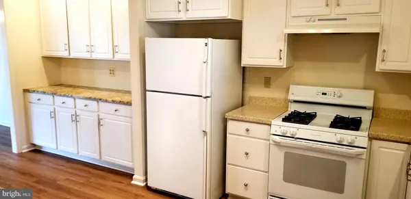 $4,025 | 464 Winding Rose Drive, Rockville, MD 20850