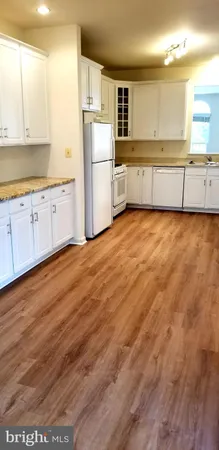 $4,025 | 464 Winding Rose Drive, Rockville, MD 20850