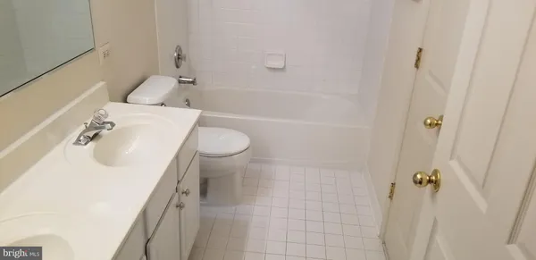 $4,025 | 464 Winding Rose Drive, Rockville, MD 20850