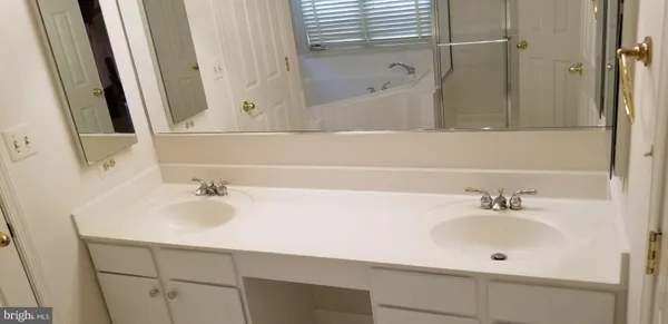 $4,025 | 464 Winding Rose Drive, Rockville, MD 20850