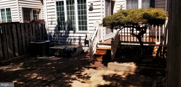 $4,025 | 464 Winding Rose Drive, Rockville, MD 20850