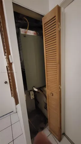 $2,100 | 2319 West 60th Street, Unit D204, Hialeah, FL 33016