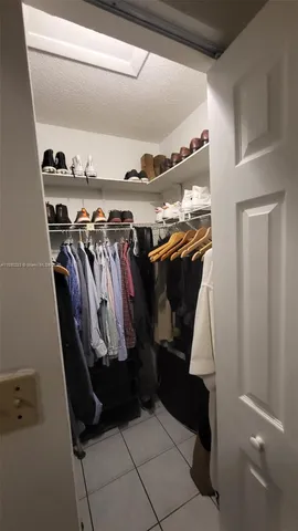 $2,100 | 2319 West 60th Street, Unit D204, Hialeah, FL 33016