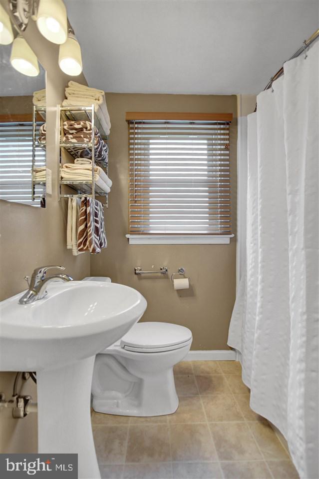 3219 Batesfield Road Harrisburg, PA 17109 - Photo 11 of 19 Gallery Image 11