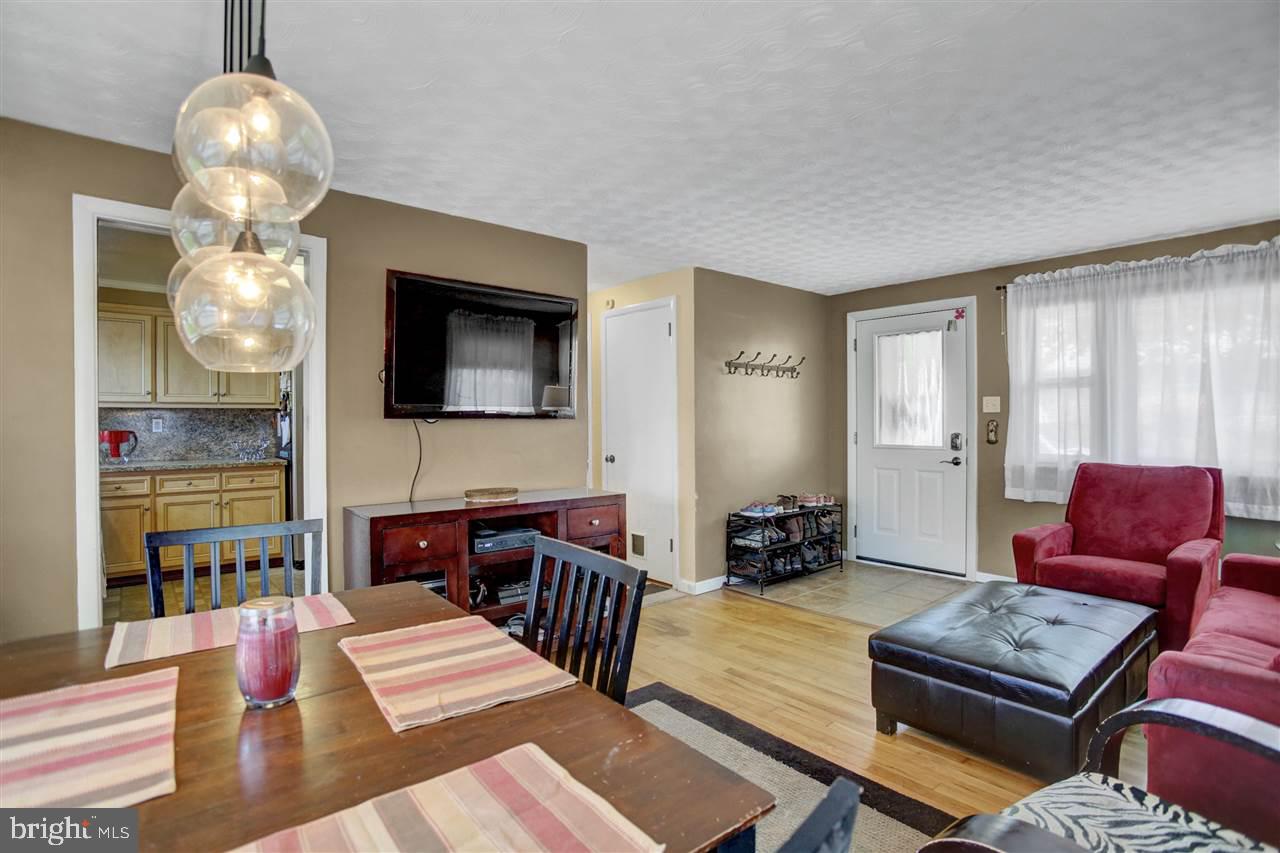 3219 Batesfield Road Harrisburg, PA 17109 - Photo 8 of 19 Gallery Image 8
