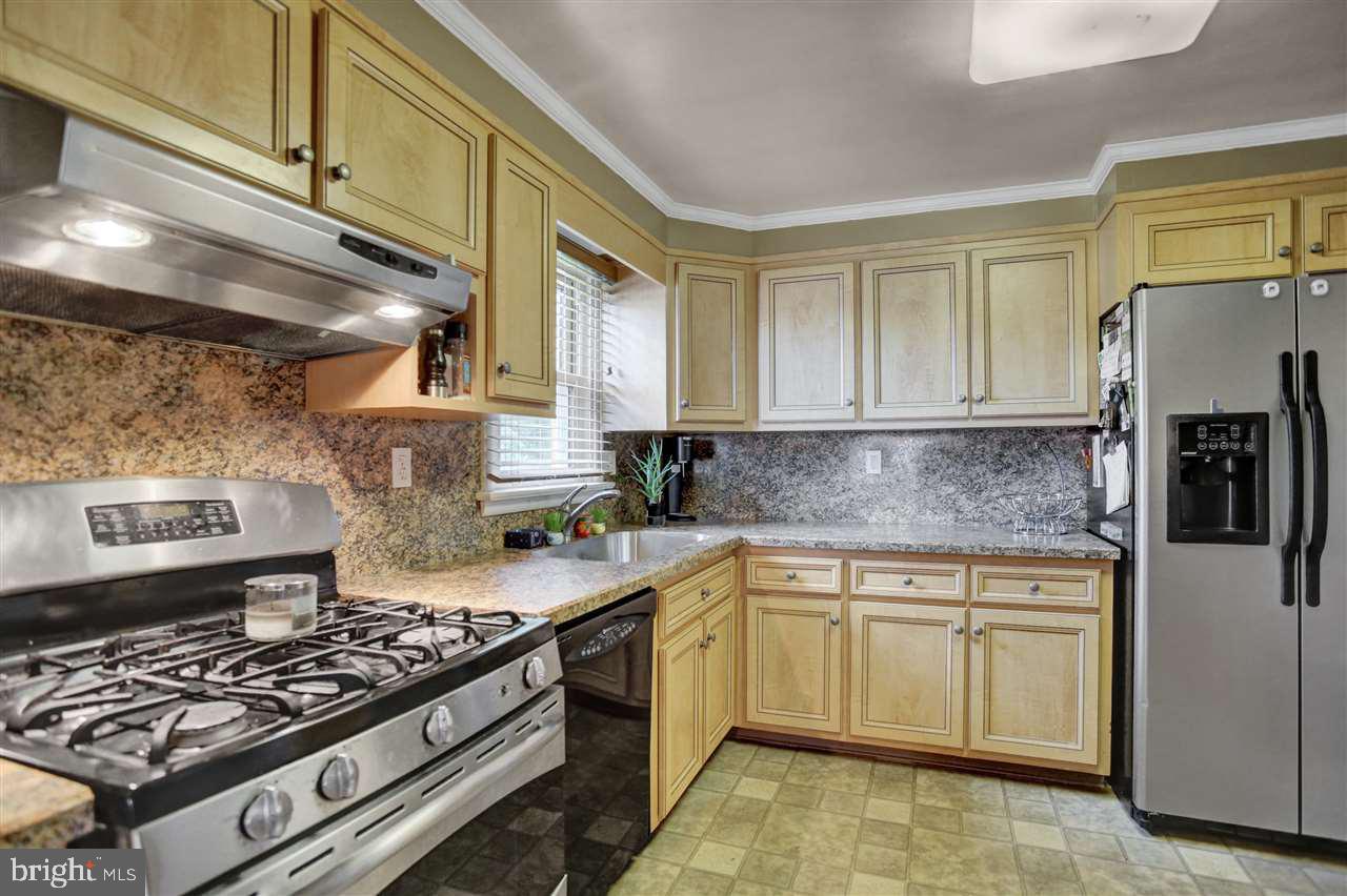 3219 Batesfield Road Harrisburg, PA 17109 - Photo 9 of 19 Gallery Image 9