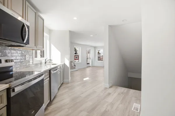 $4,200 | 23 Blake Street, Unit 2, Revere, MA 02151