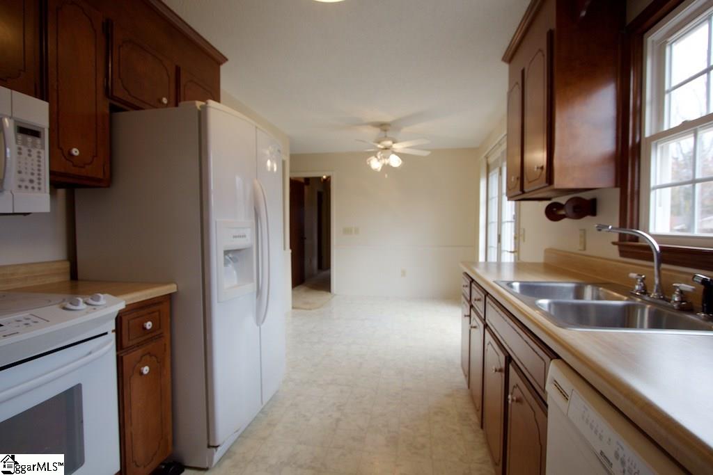 458 McConnell Road Marietta, SC 29661 - Photo 6 of 16