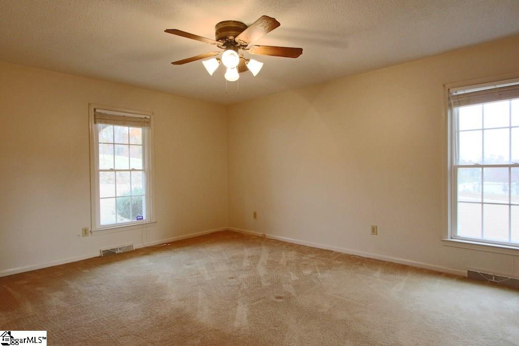 458 McConnell Road Marietta, SC 29661 - Photo 7 of 16