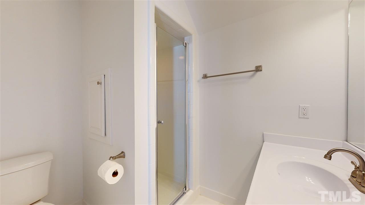 607 Crabbery Lane Raleigh, NC 27609 - Photo 23 of 28 Gallery Image 23