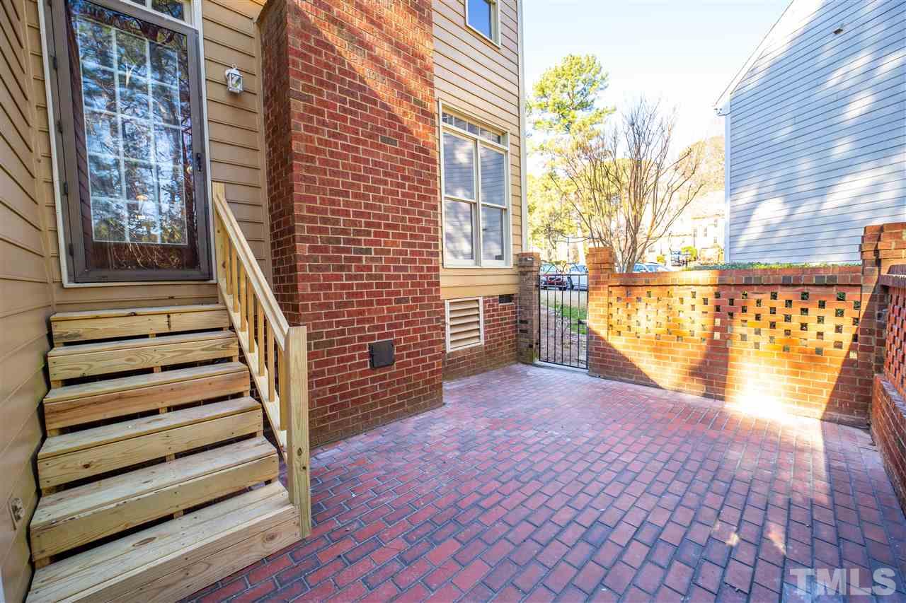 607 Crabbery Lane Raleigh, NC 27609 - Photo 24 of 28 Gallery Image 24