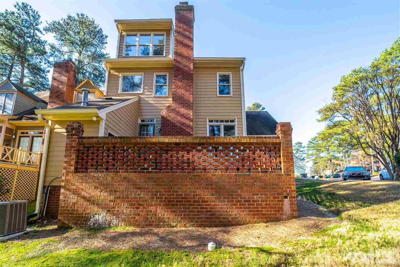607 Crabbery Lane Raleigh, NC 27609 - Photo 25 of 28 Gallery Image 25