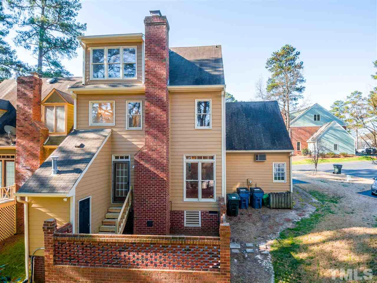 607 Crabbery Lane Raleigh, NC 27609 - Photo 26 of 28 Gallery Image 26