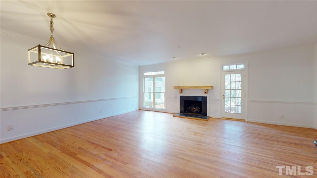 607 Crabbery Lane Raleigh, NC 27609 - Photo 8 of 28 Gallery Image 8