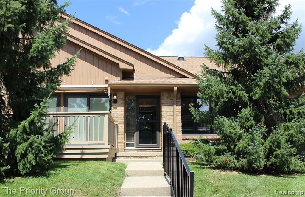 2182 London Bridge Drive, Unit 38 Rochester Hills, MI 48307 - Photo 45 of 49