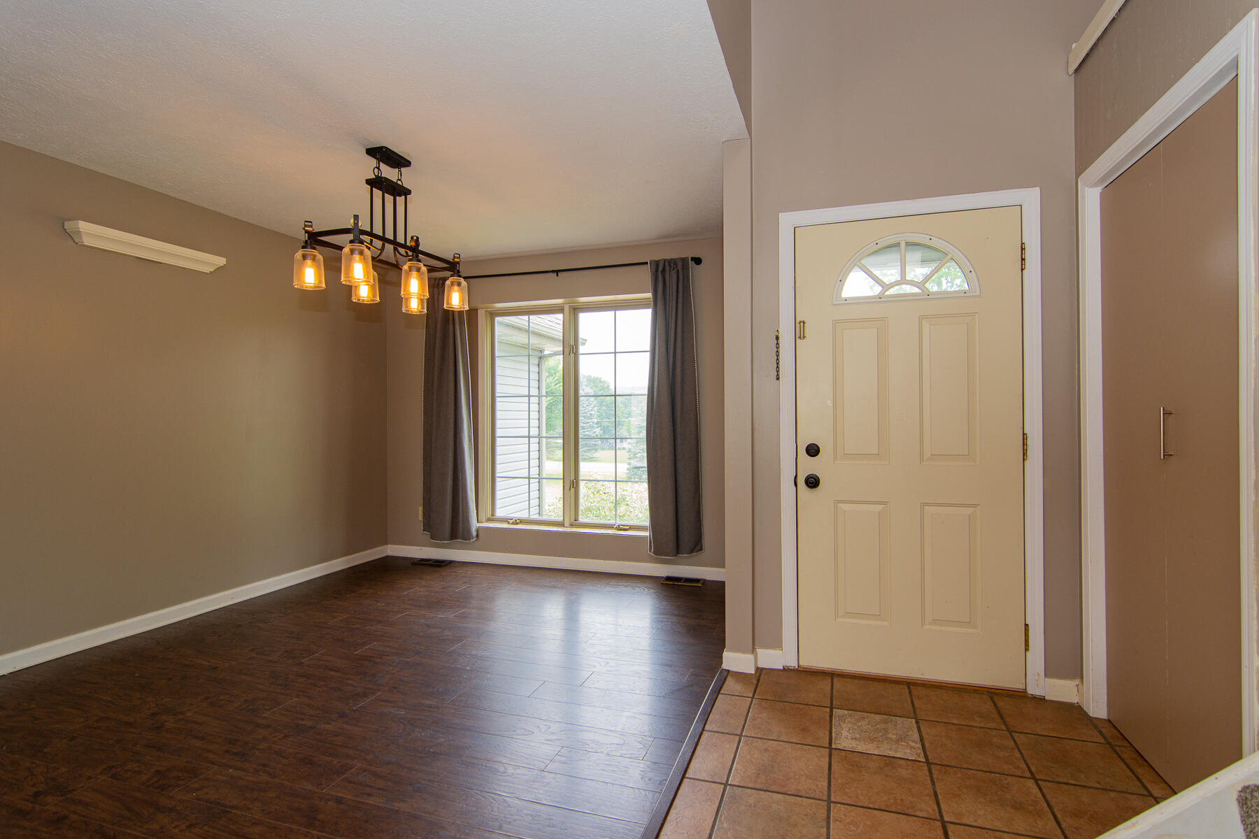 10917 Range Line Road Berrien Springs, MI 49103 - Photo 4 of 37 Rangeline-22