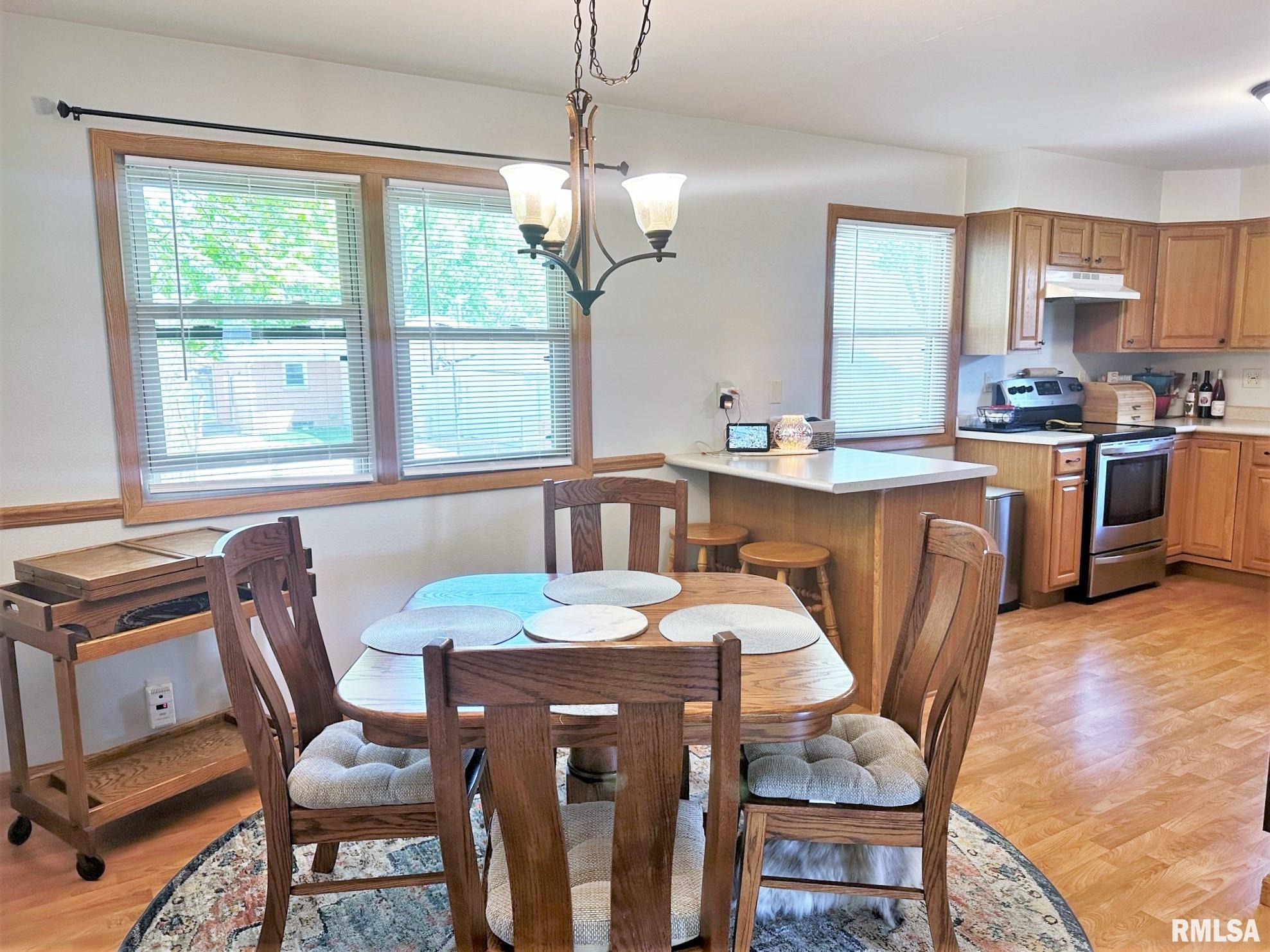 32 Longbow Lane Springfield, IL 62704 - Photo 4 of 15