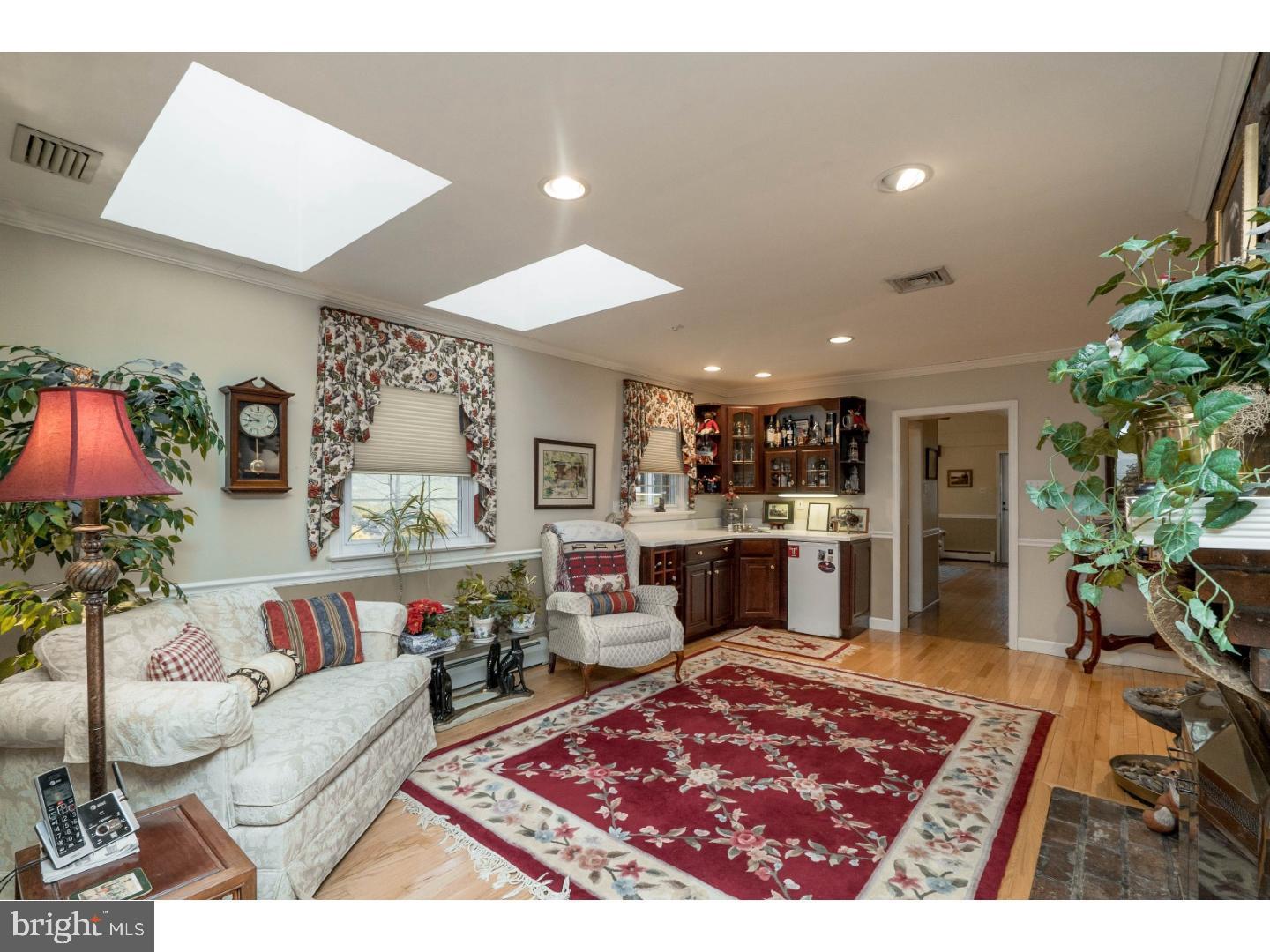 11 Old Covered Bridge Road Newtown Square, PA 19073 - Photo 4 of 48 Gallery Image 4