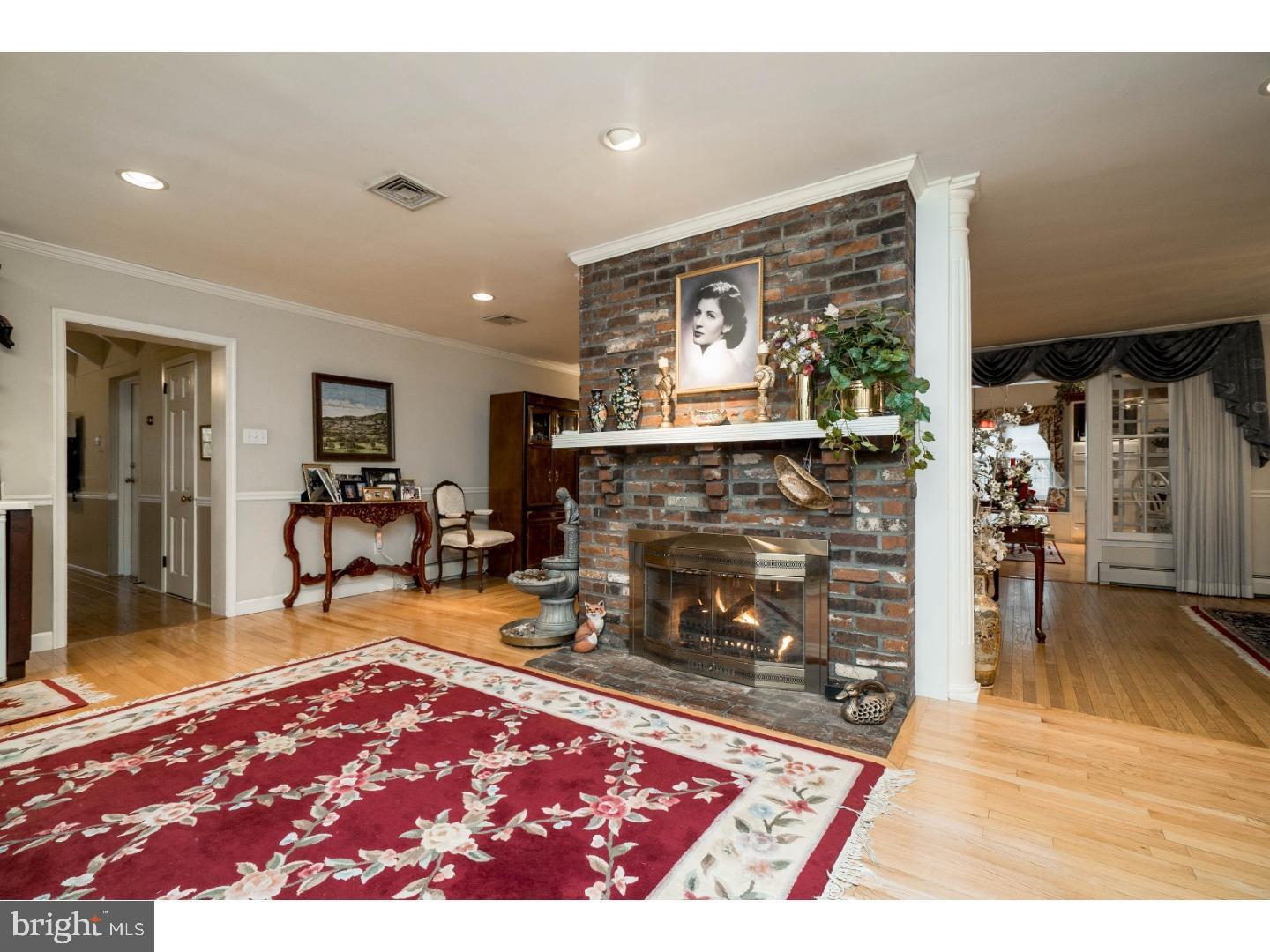 11 Old Covered Bridge Road Newtown Square, PA 19073 - Photo 5 of 48 Gallery Image 5